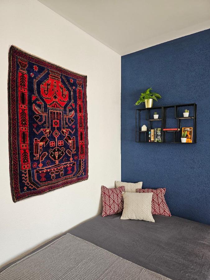 Stone Square Apartment Братислава Экстерьер фото