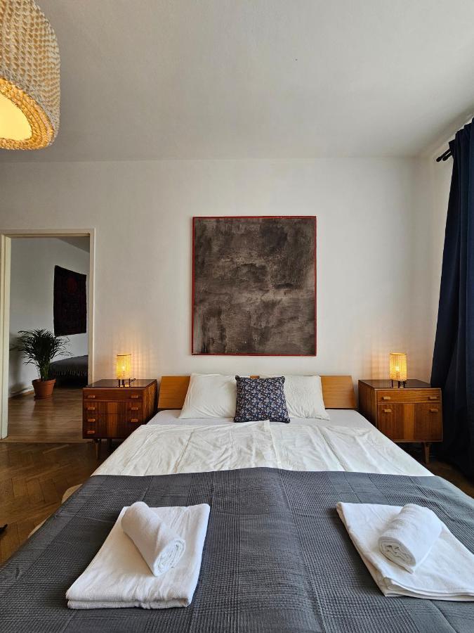 Stone Square Apartment Братислава Экстерьер фото