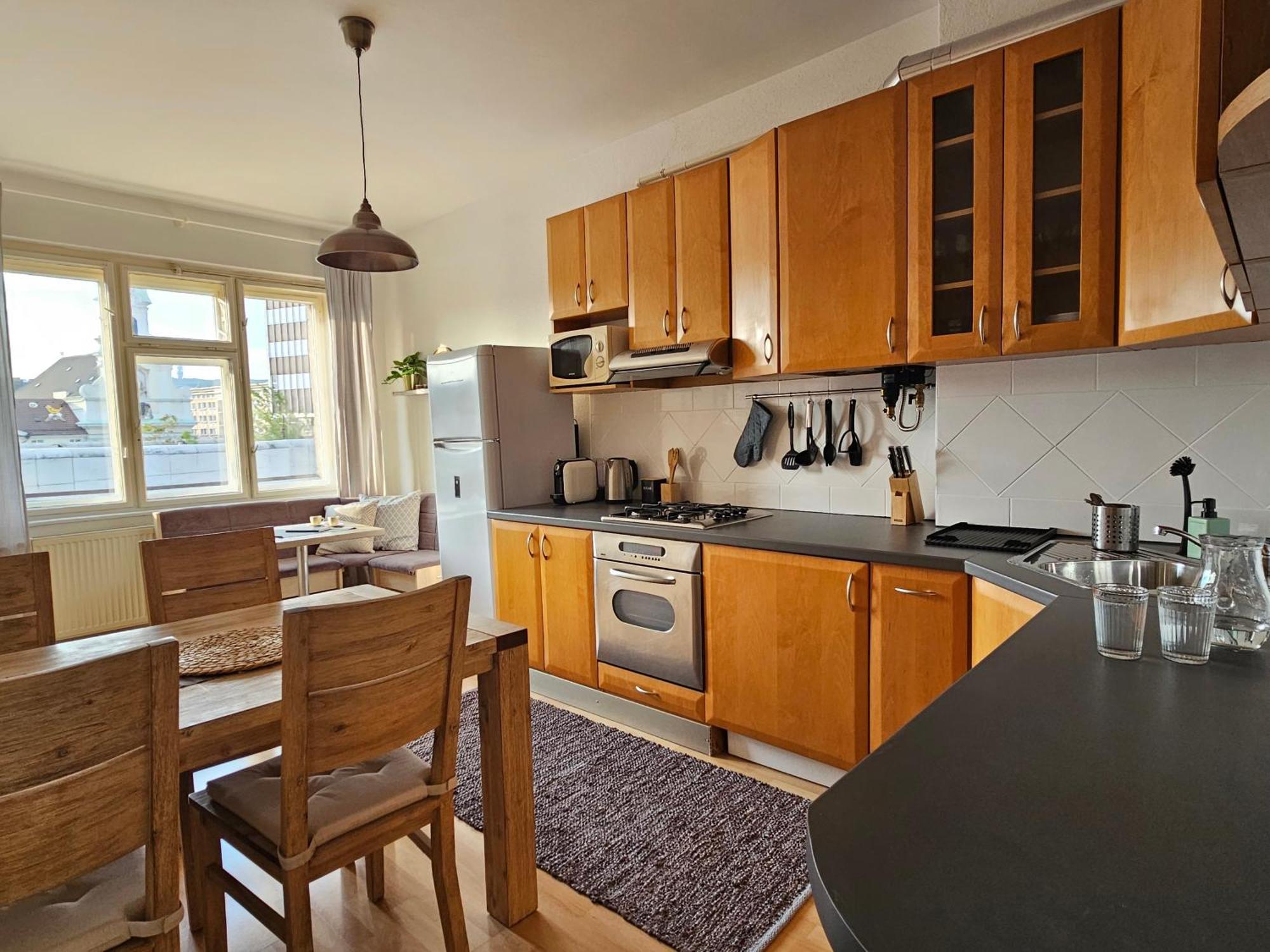 Stone Square Apartment Братислава Экстерьер фото